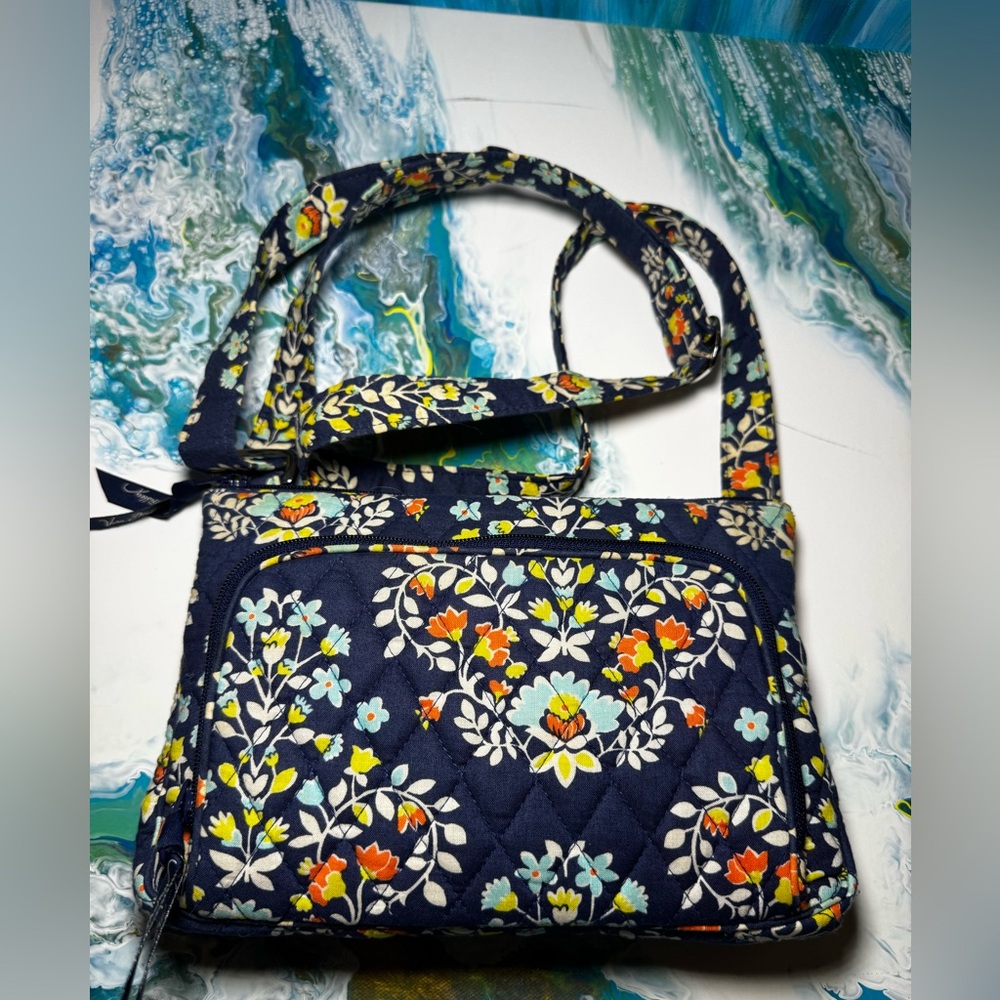 VERA BRADLEY WOW! Navy and  Floral Quilted Crossbody Bag, Perfect for Easter Sun